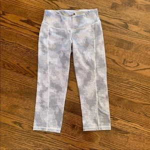 Old Navy ActiveWear Medium CAPRIS